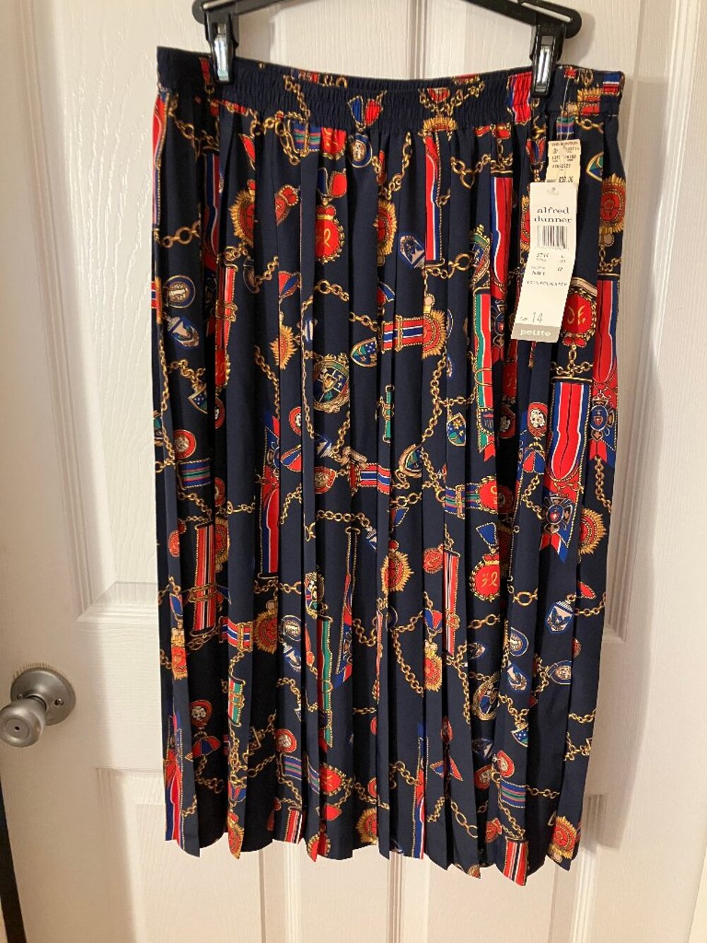 VTG ALFRED DUNNER Pleated Midi Skirt Navy Blue w/Red White gold shain print 14 P